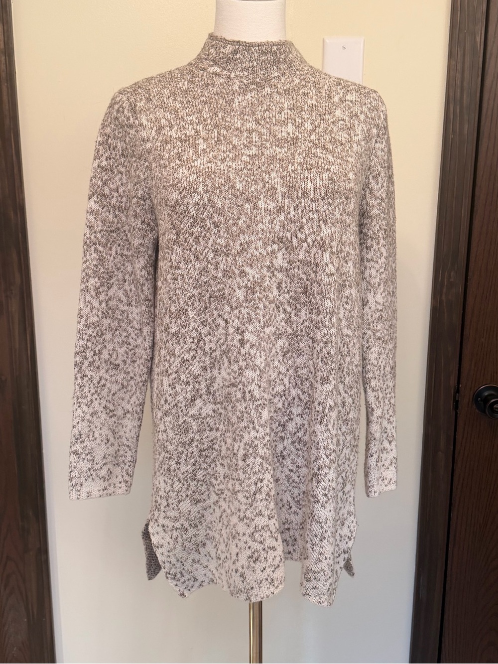Cozy Neutral Speckled Mock Neck Sweater - Taupe & Cream